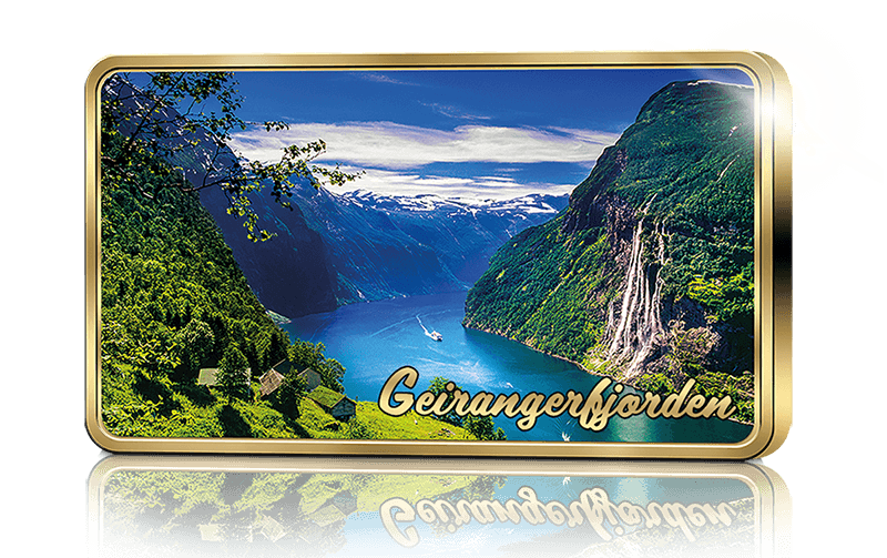 Geirangerfjorden på barre belagt med gull. Viser geirangerfjorden fra utsiktspunkt